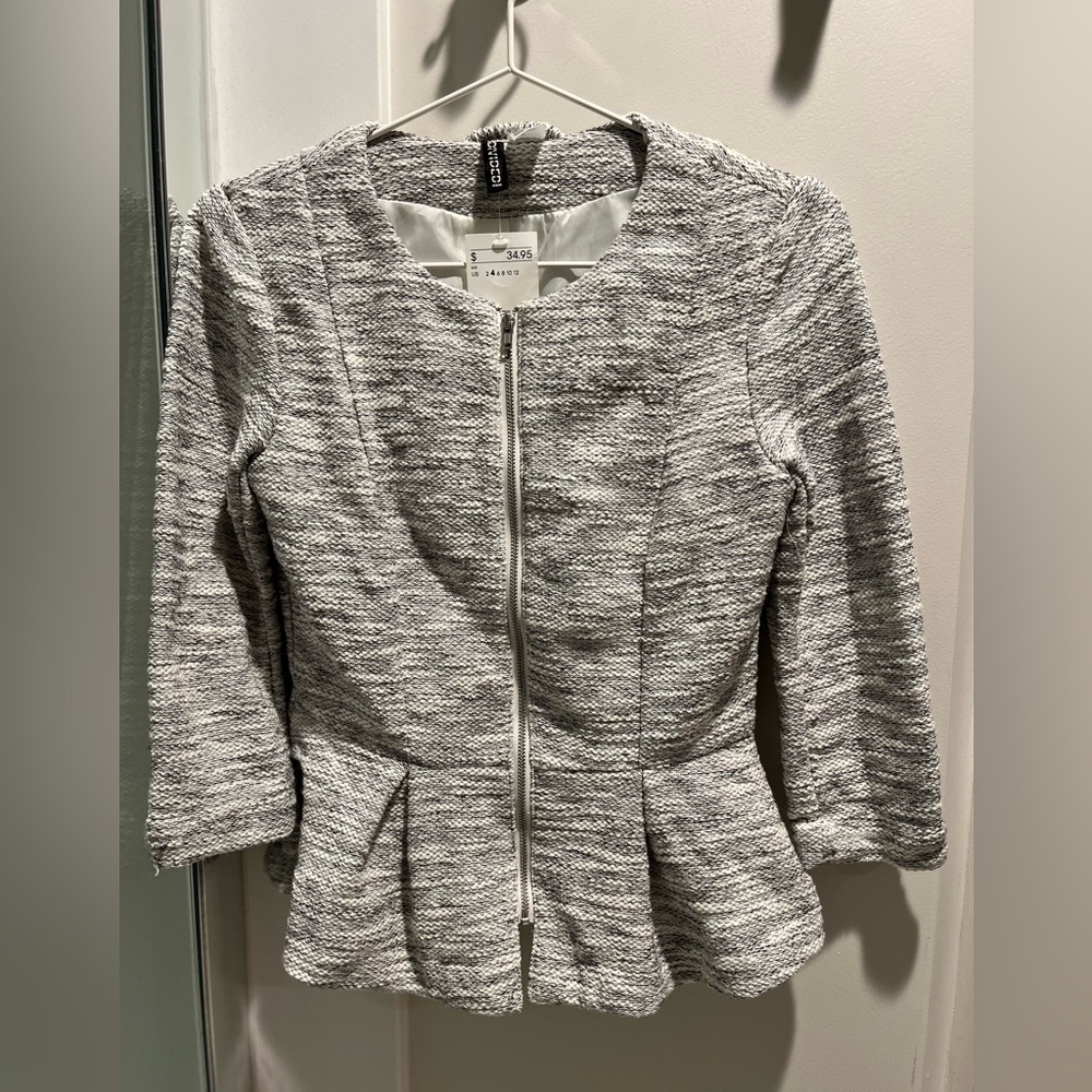Trendy chic jacket suit